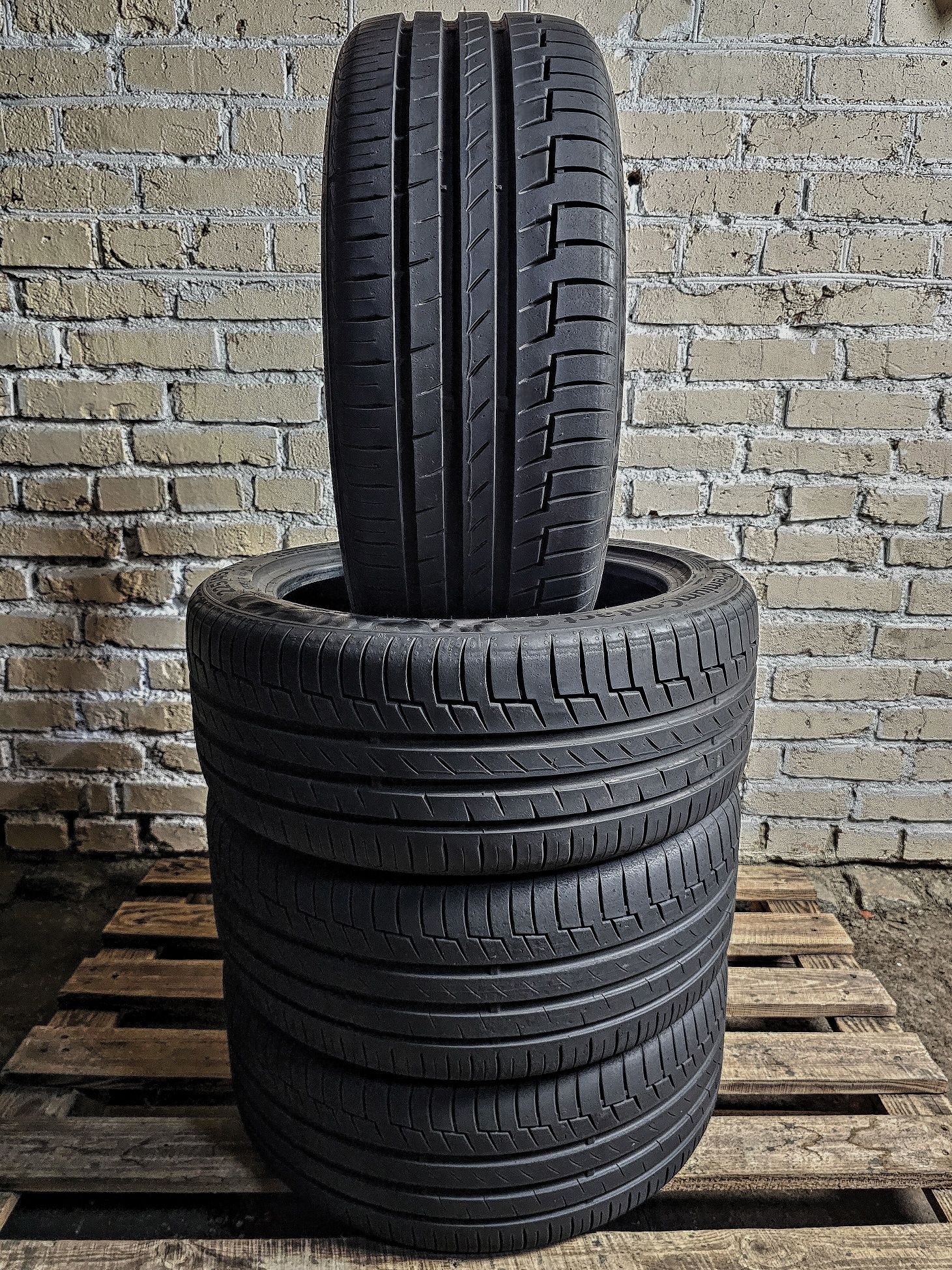 Шини 225/45r17 Continental | 2024 | 7/6mm | Ідеальний стан | Комплект