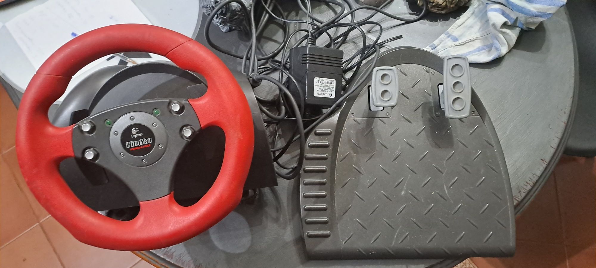 Volante logitech Wingman formula force