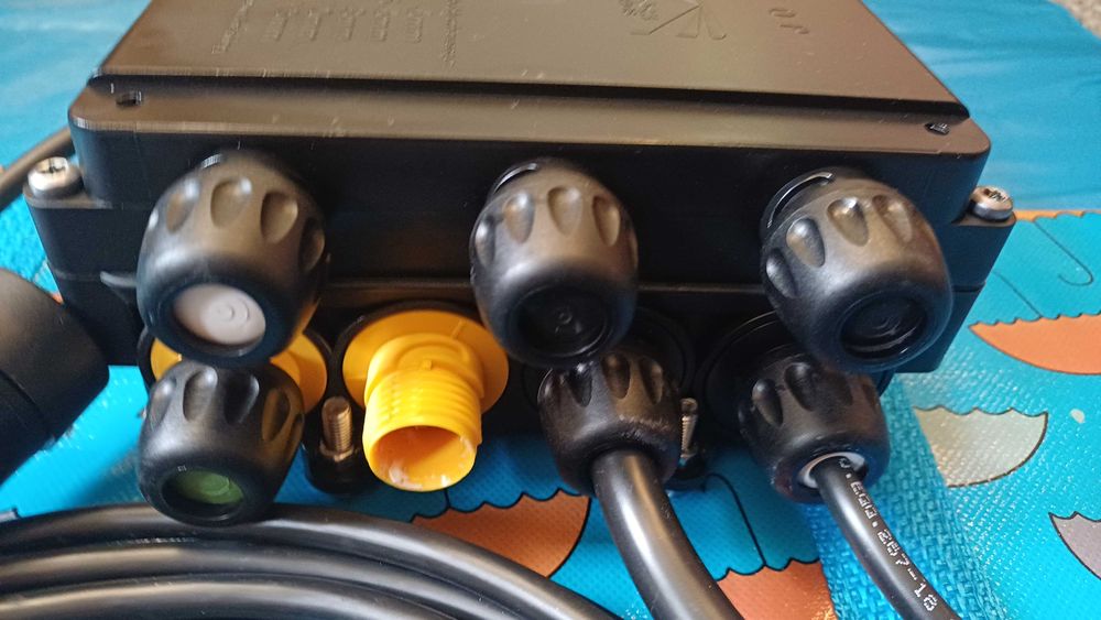 Електрична розподільча коробка Aspock 76-6430-007