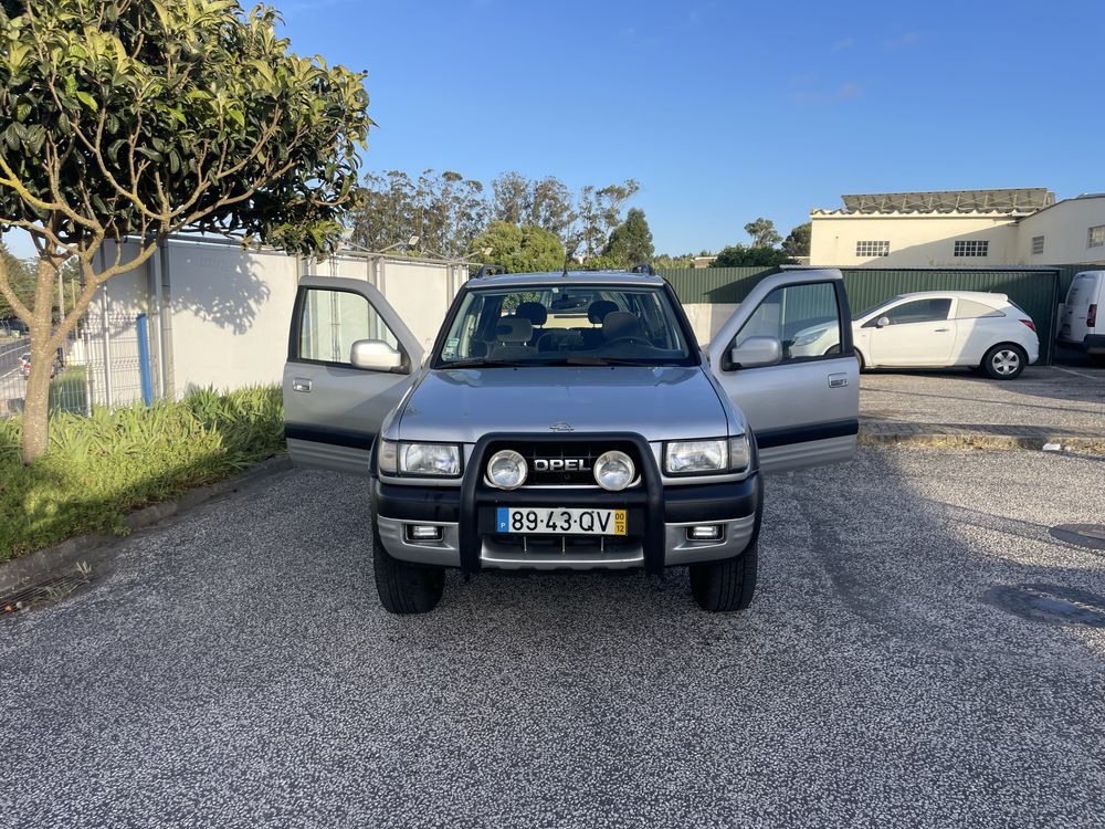 Frontera B 2,2 Dti