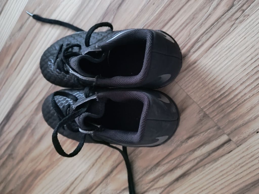 Buty piłkarskie turfy Nike