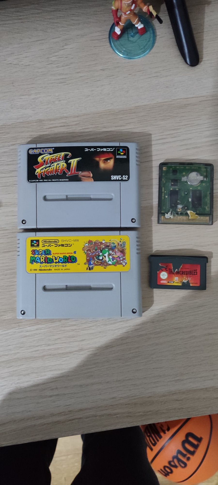 Jogos game Boy e super Famicom