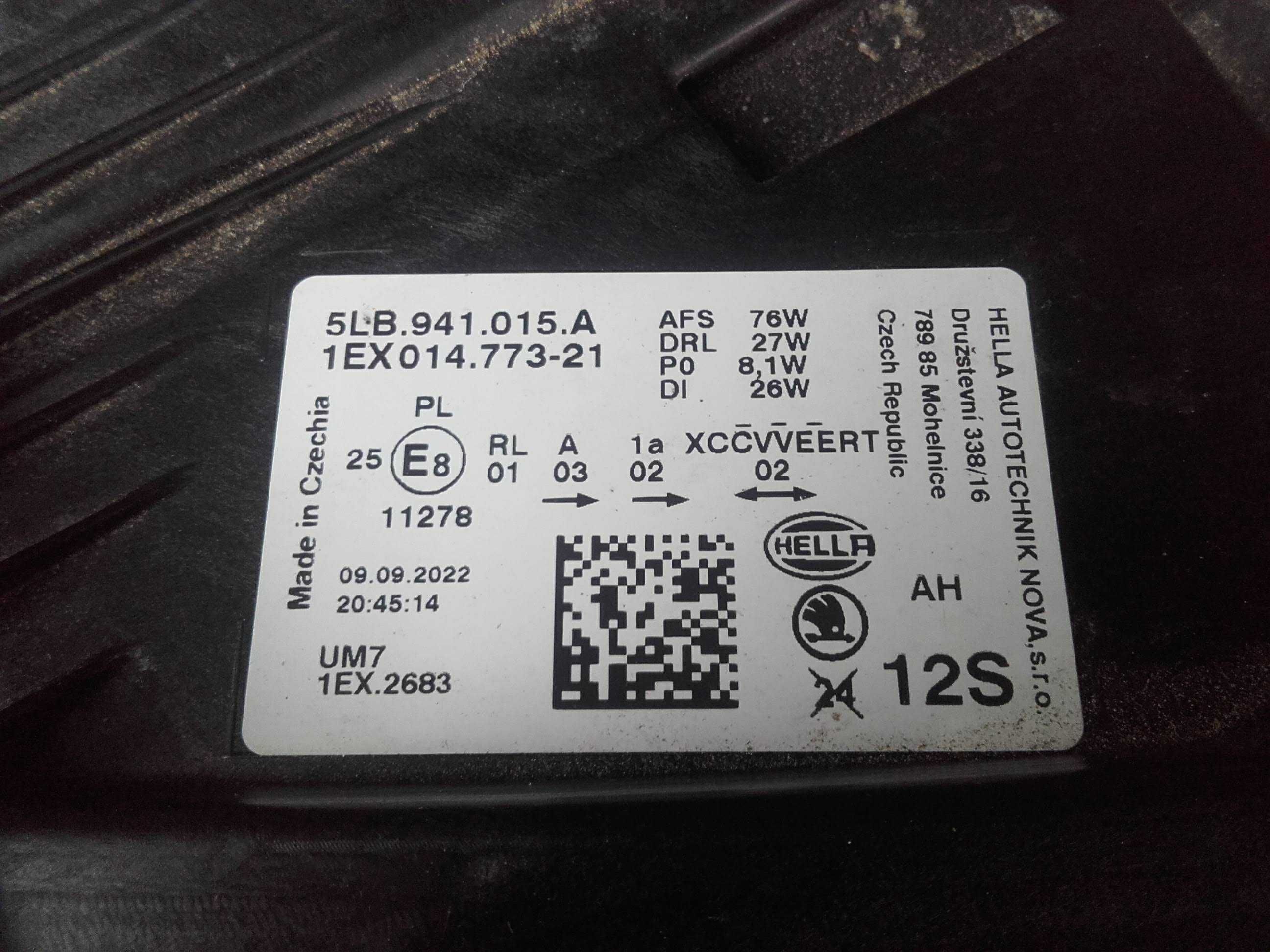 Lampa przednia Skoda Enyaq 2020-> nr4445