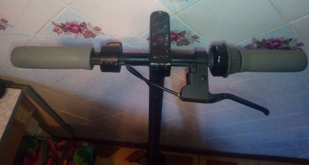 Segway Ninebot G30 MAX рулевая колонка в сборе.