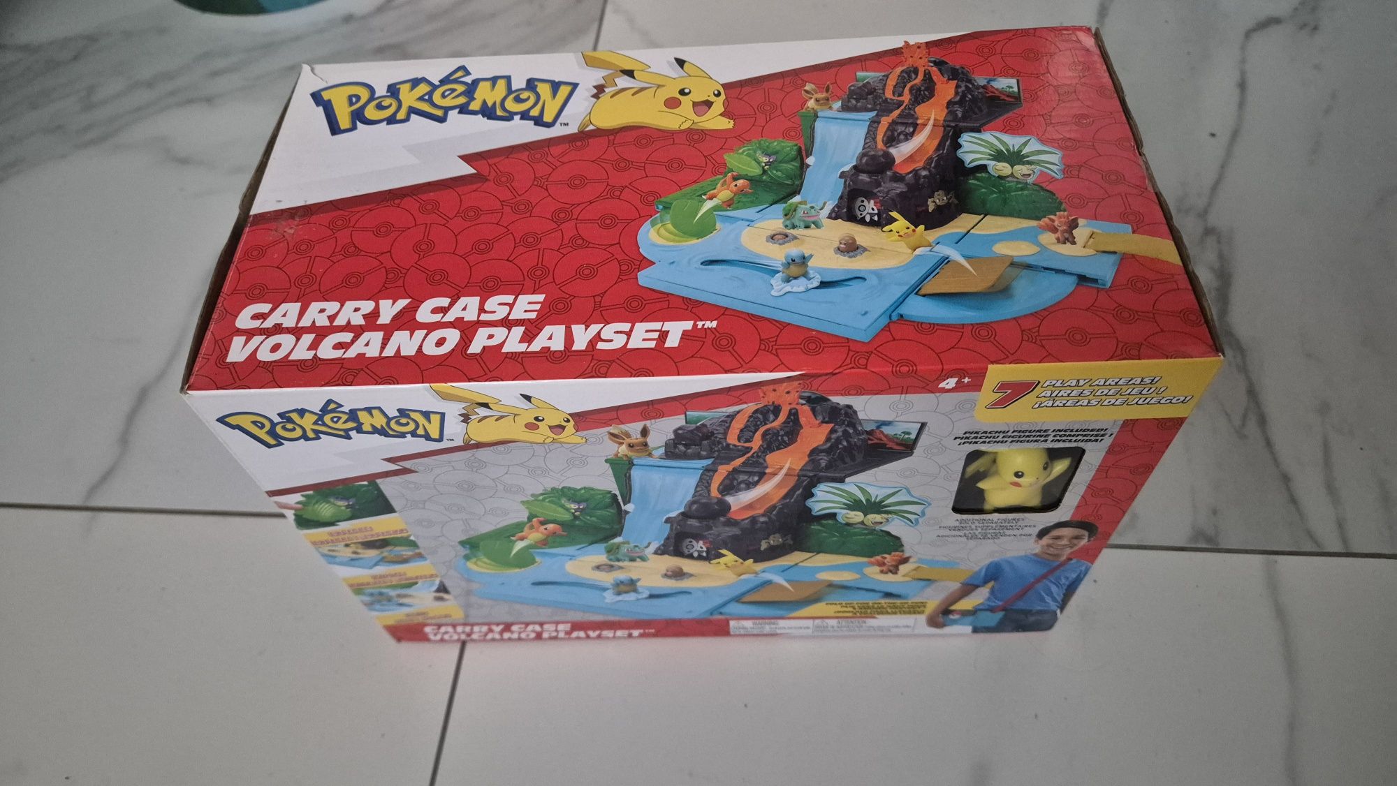 Pokemon carry case volcano playset walizka