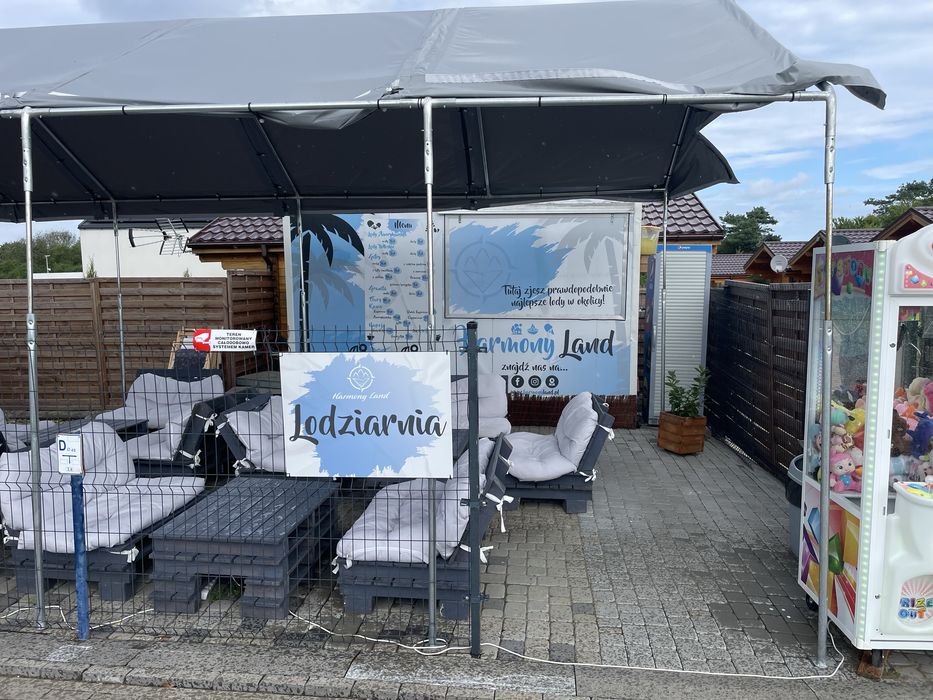 Przyczepa Gastronomiczna /Lodziarna w pelni Wyposazona .
