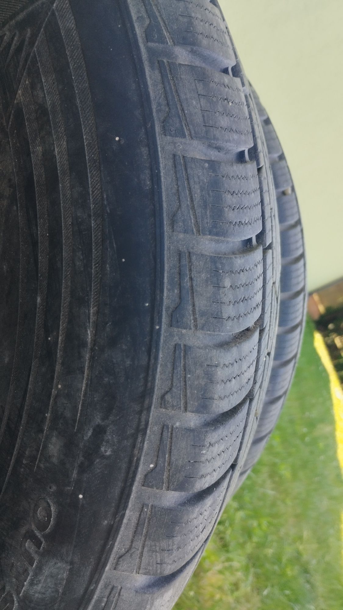 Opony hankoook zimowe 235/60R16