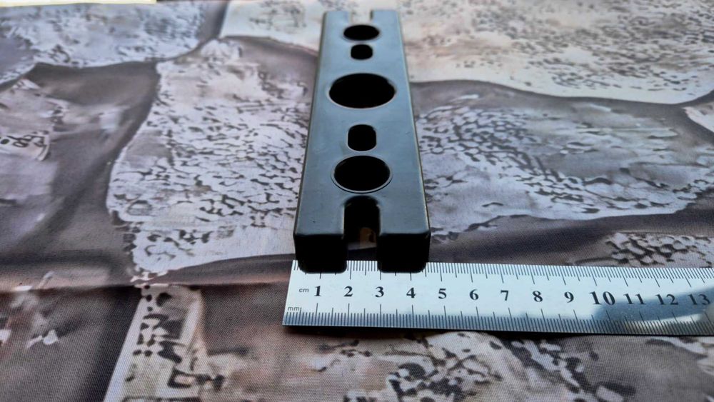 Mocowanie do prowadnic stosu na pręty fi 20mm