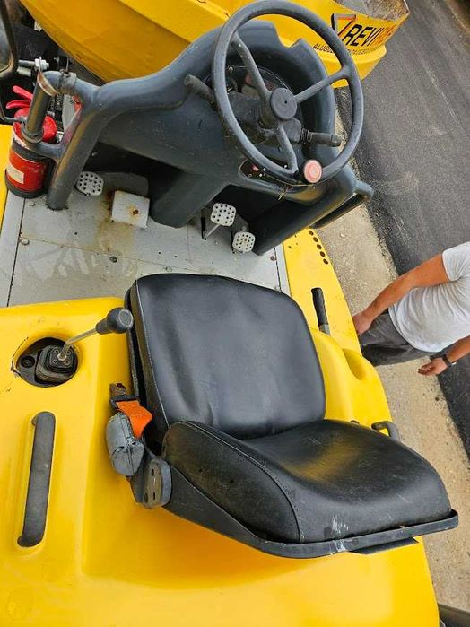 Vende-se Dumper Wacker Neuson 4t