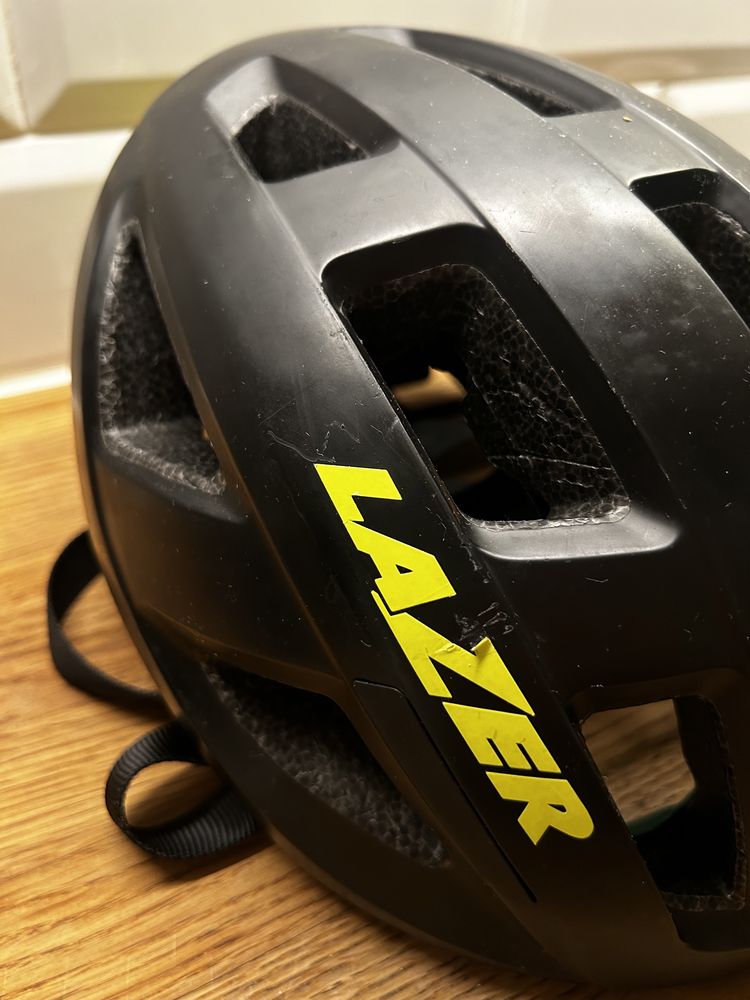 Kask Lazer Tonic Kineticore