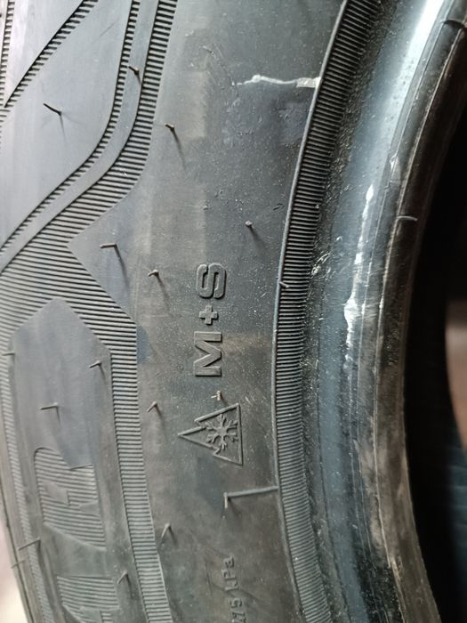 Opony wielosezonowe 235 65 R16C GoodYear