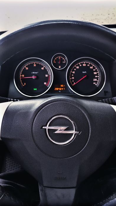 Продам Опель Астра Н