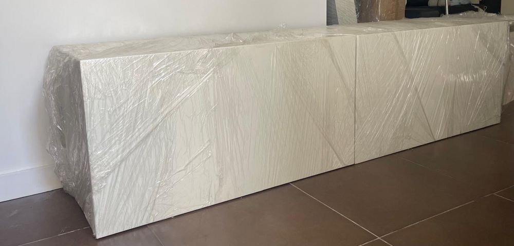 Aparador de Sala com duas aberturas