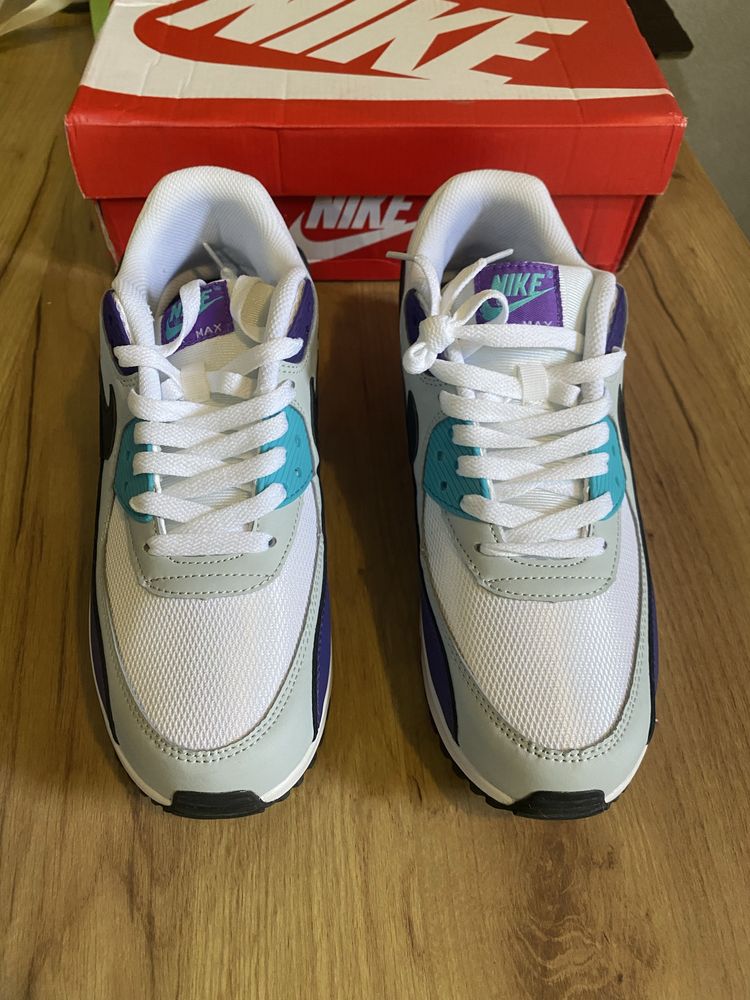 Кросоовки NIKE AIR MAX 90 розмір 44,5( 28-28,5 см )