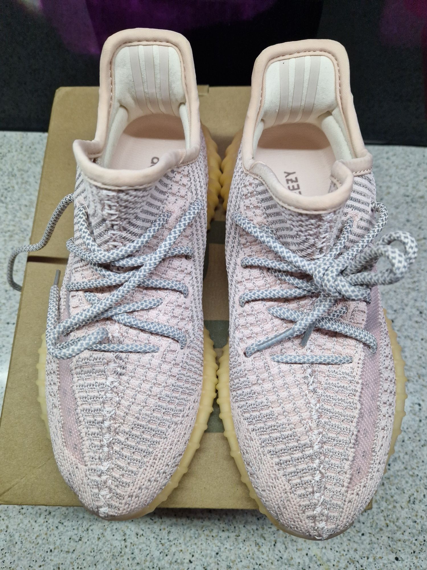 Adidas Yeezy boost 350 V2 roz 39 25cm