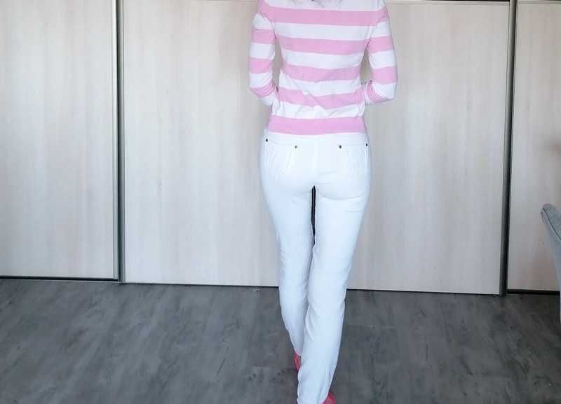 Białe spodnie rurki jeansy dopasowane skinny basic klasyczne