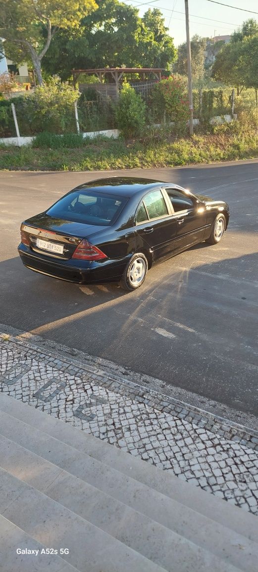 Mercedes C220 CDi 6velocidades ano2001 insp3/2026 sem riscos de pintur