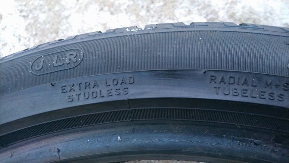 Jak nowe Pirelli Scorpion Winter 265 40 R22 106W xl Audi Q8 Jaguar F