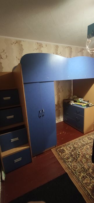 Продам дитяче ліжко шафа комод все в одному