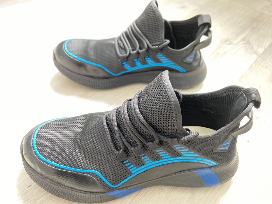 Tênis biqueira de aço