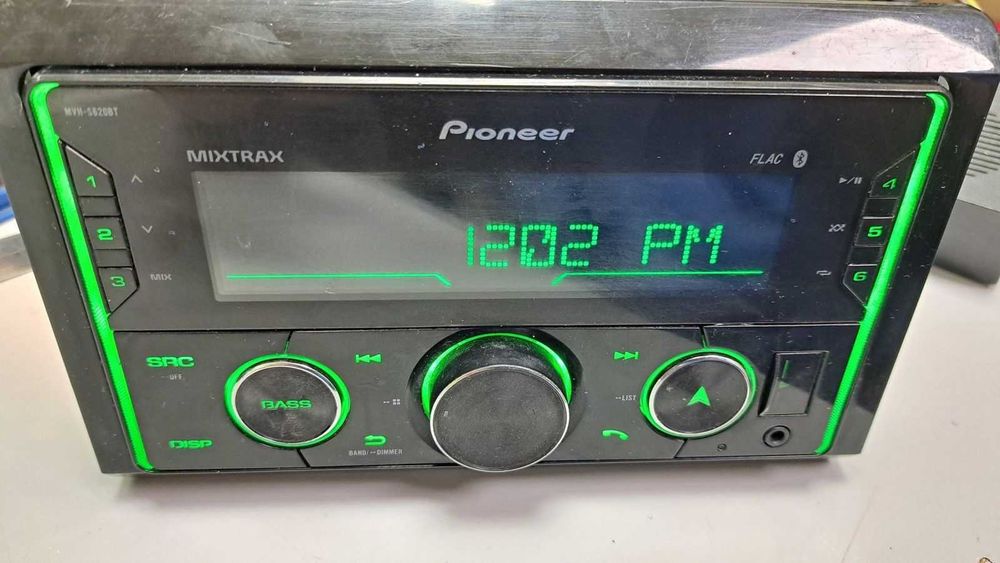авто магнитола Pioneer mvh-s620bt