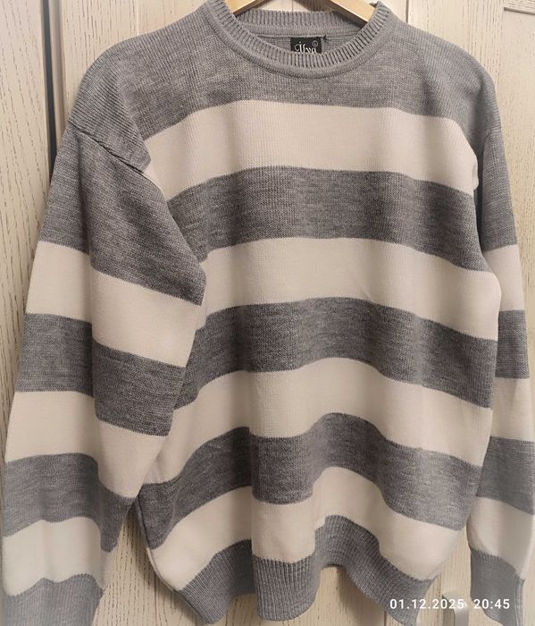 Кофта, светр в'язаний