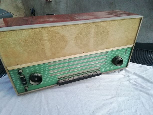 Stare radio Domino