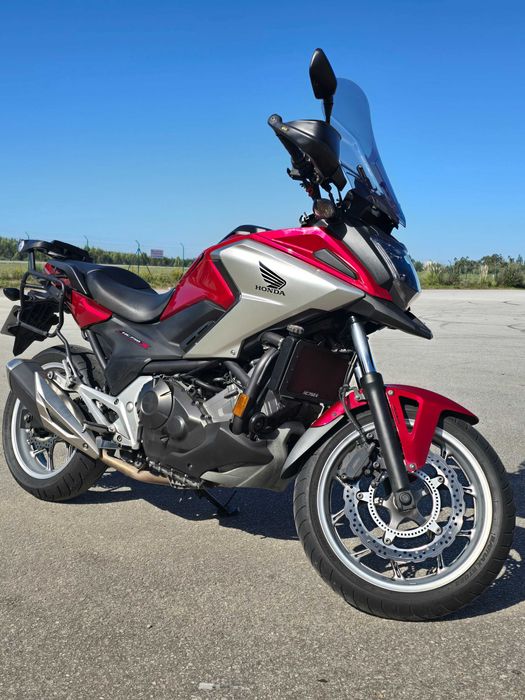 Honda Nc 750x, com malas