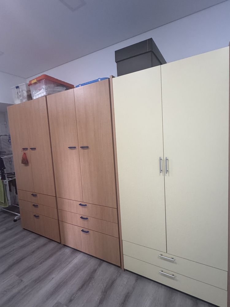 Moveis/ roupeiros marca interdesign