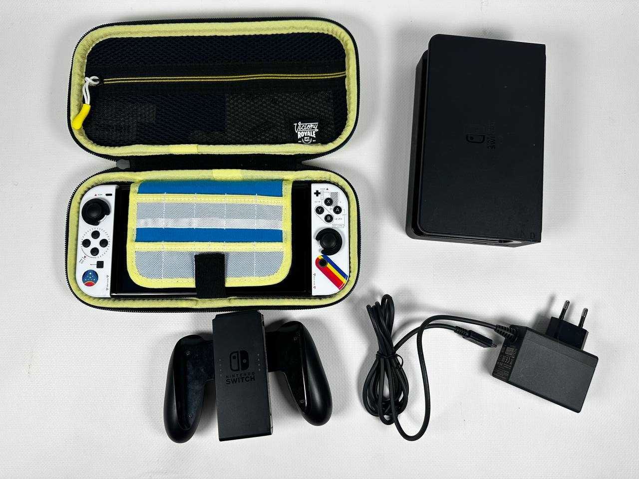 Ігрова консоль Nintendo Switch OLED