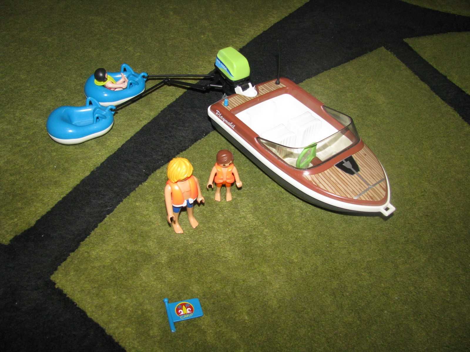 Łódź motorowa z pontonami playmobil