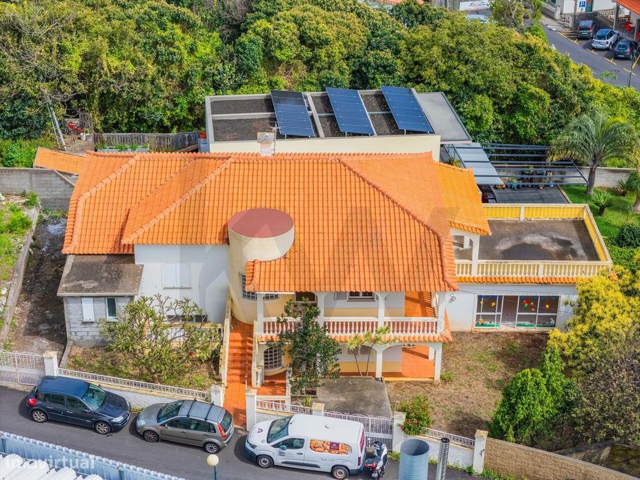 Excelente Oportunidade de Investimento no Caniço – Moradia T3 com Vers