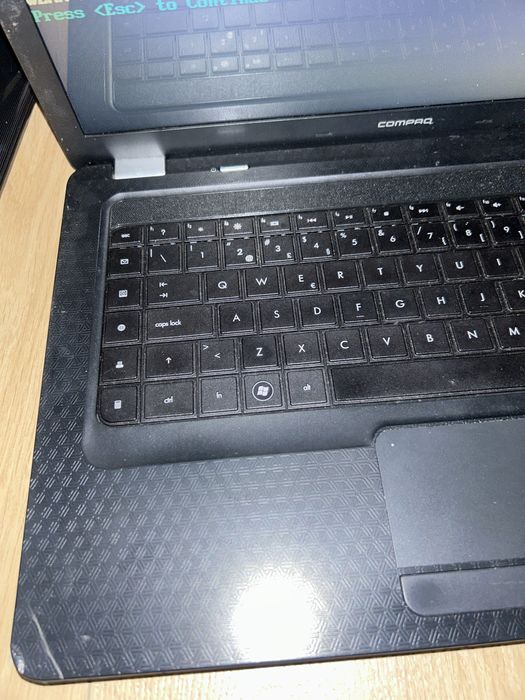 Compaq presario CQ56