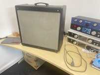 Fender DeVille 4x10 - Lampowy piec gitarowy