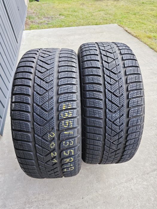 2x235/35 R19 Pirelli Sottozero 3 zimowe