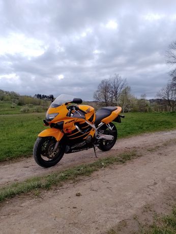 Honda CBR F4 600