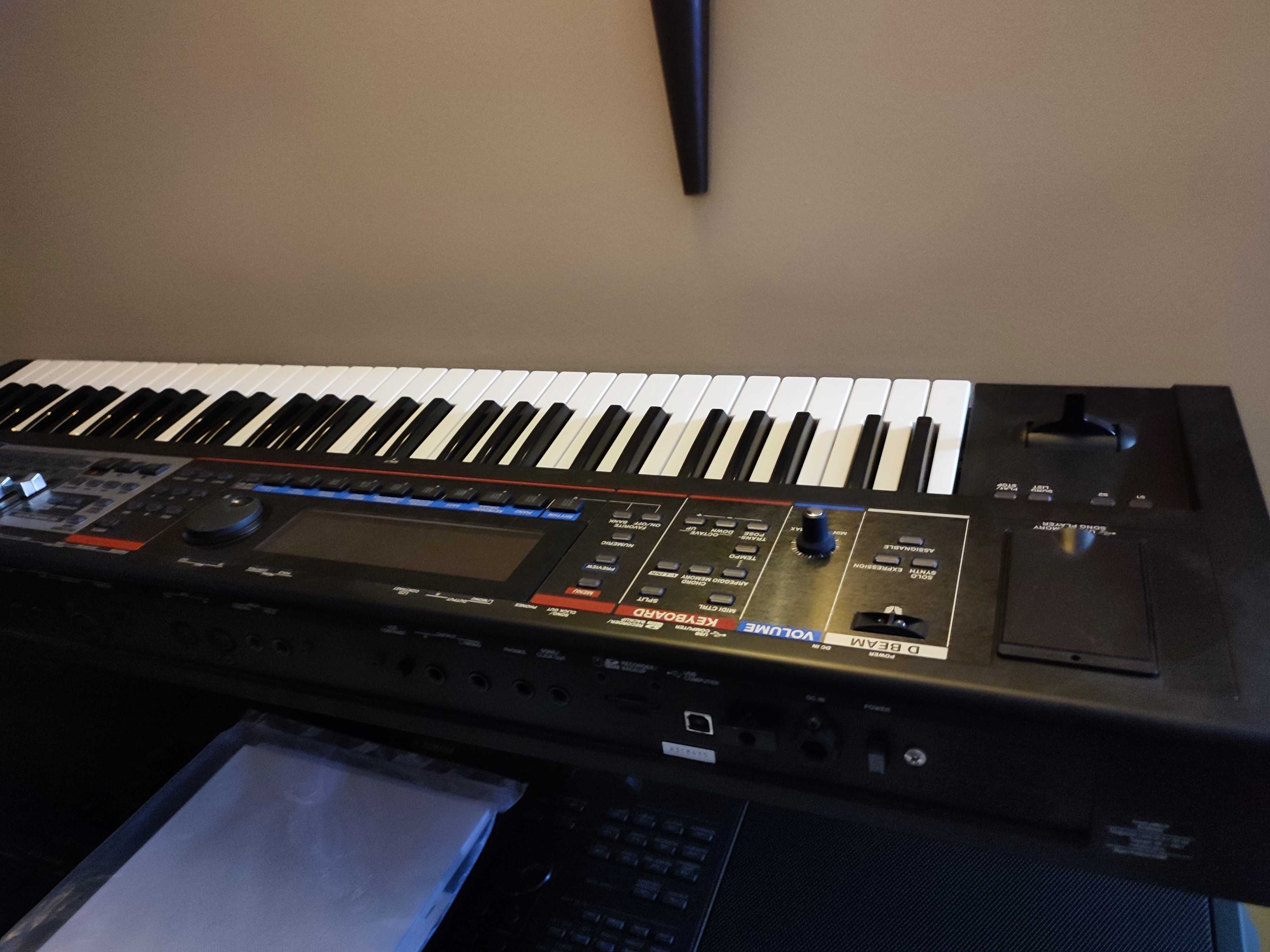 Roland Juno Gi super stan PROMOCJA