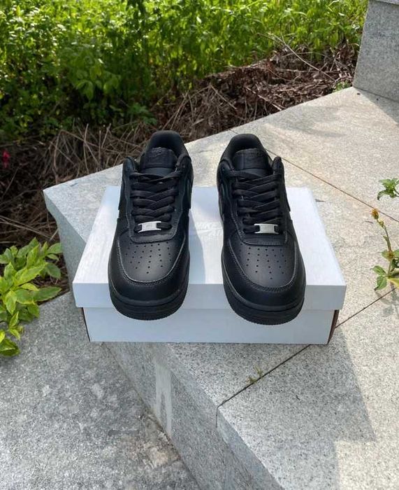 Buty-Trampk-Nike Air Force 1 Low '07 Black R.45