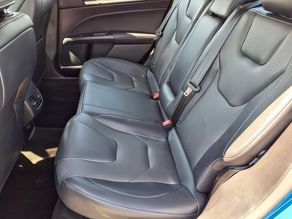 Ford Fusion      2020