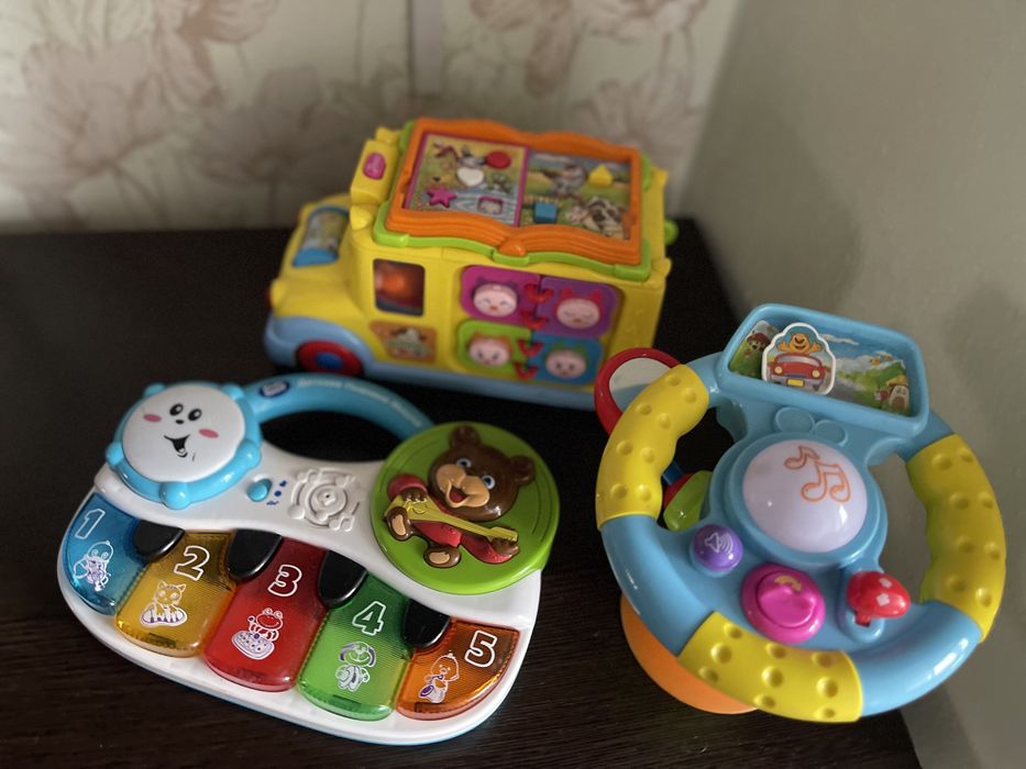 Іграшки для малюків