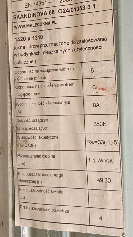 Okna drewniane-2 szt. nowe. otwierane na zewnątrz