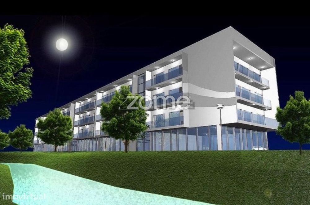 Apartamento T1+1 em S. Pedro de Este