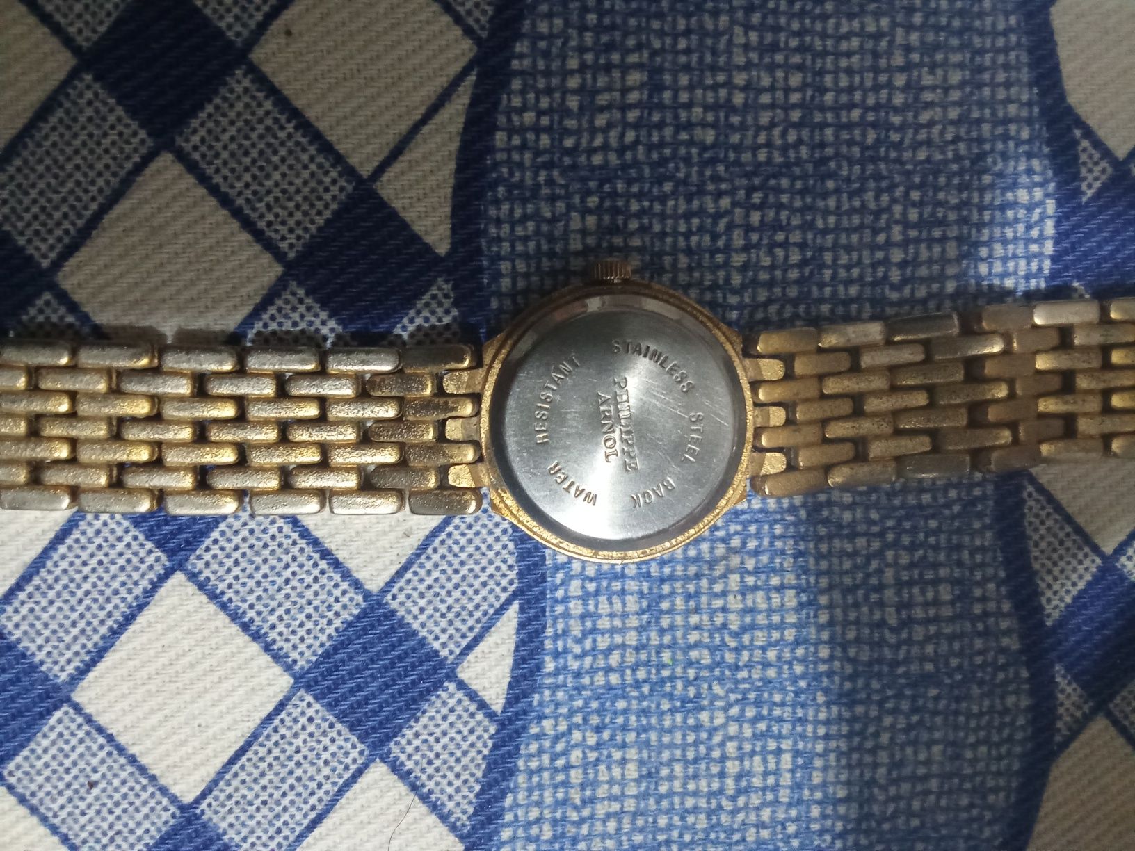 Vendo relógios apenas vendo os 4 juntos