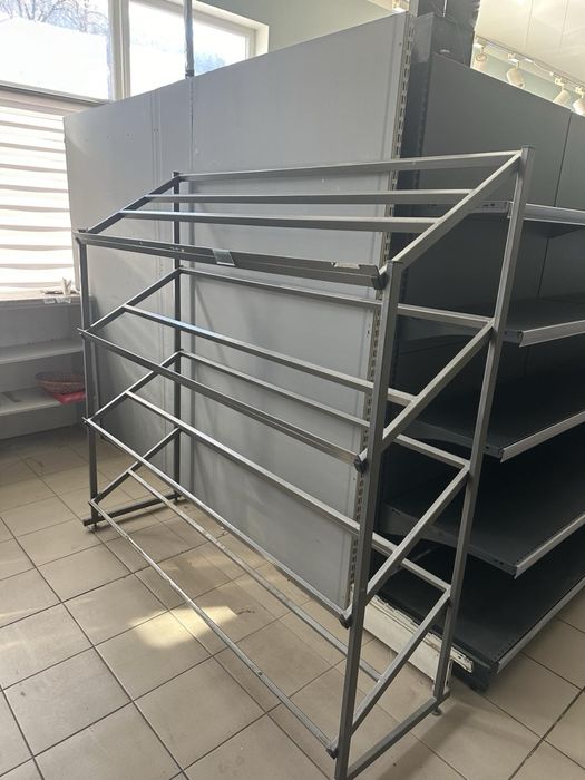 Металева стійка - вітрина доя фруктів та овочів