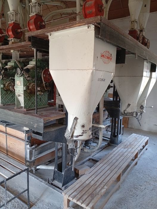 Продам млин в робочому стані Р6-АВМ-7