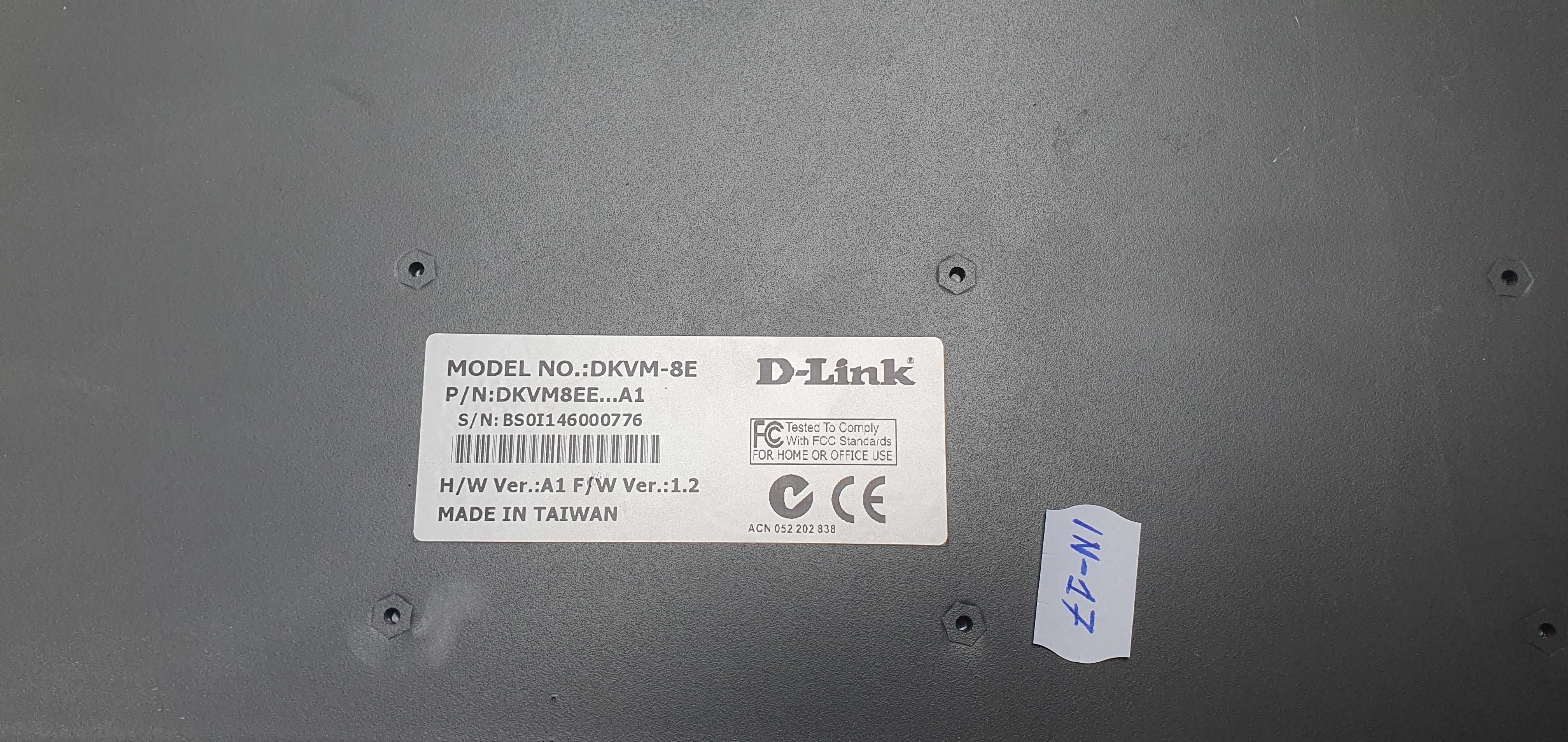 D-Link 8-portowy przełącznik KVM DKVM-8E - poleasingowy - #IN-17