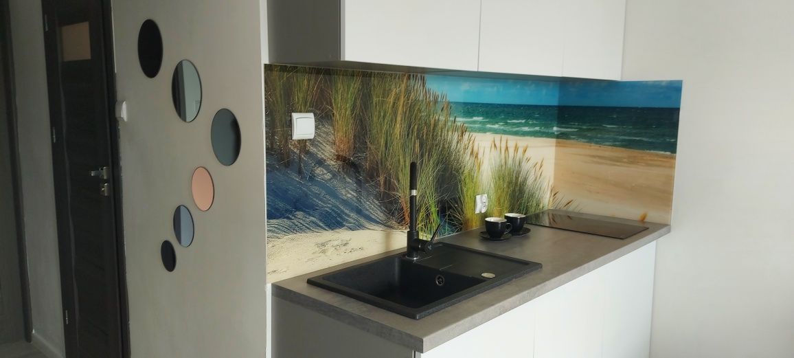 Wynajmę apartament  z widokiem w Jastrzębiej Górze bez kaucji