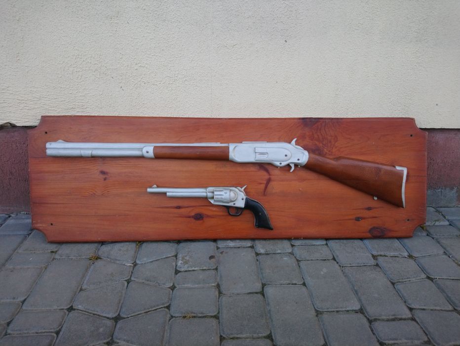 Декор на стіни бесідки (ручна робота)