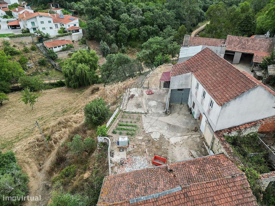 Moradia T4 para venda