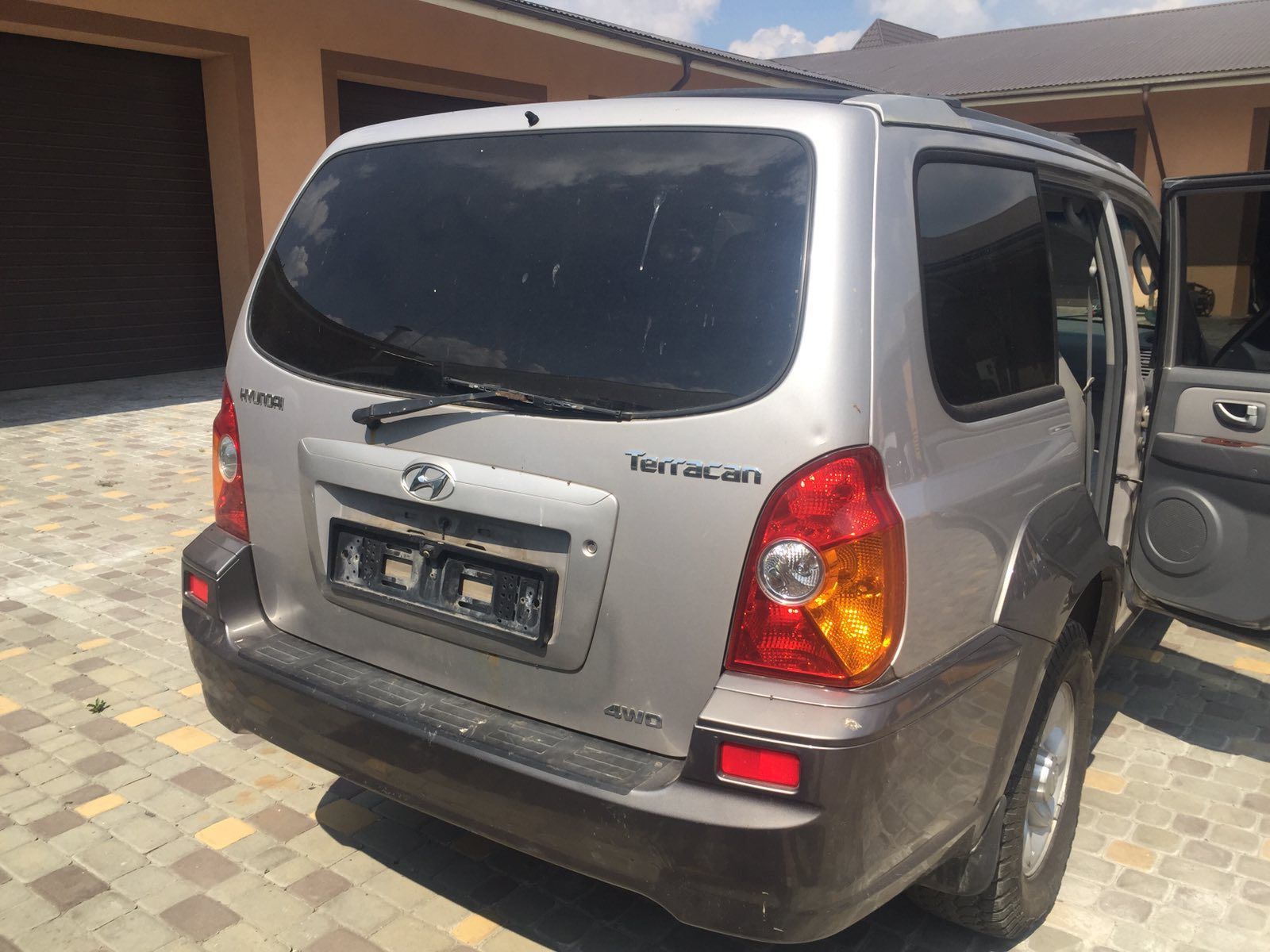 Розборка таракан Шрот запчастини Hyundai terracan 2.9 -2000-2007 рік